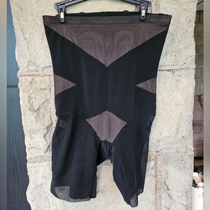 Honeylove Women's Shapewear in Black